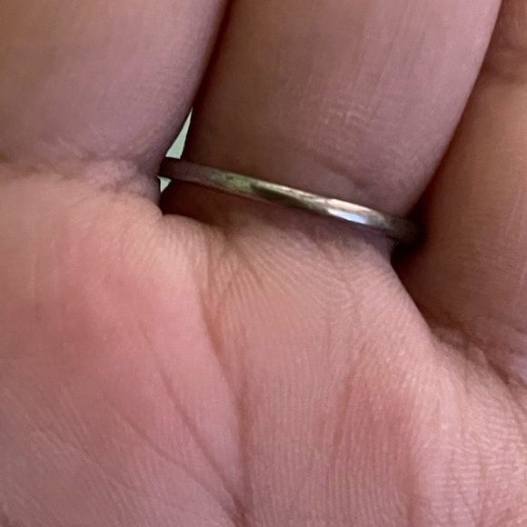 Beautiful 925 stamped natural garnet sterling silver ring - Picture 5 of 6